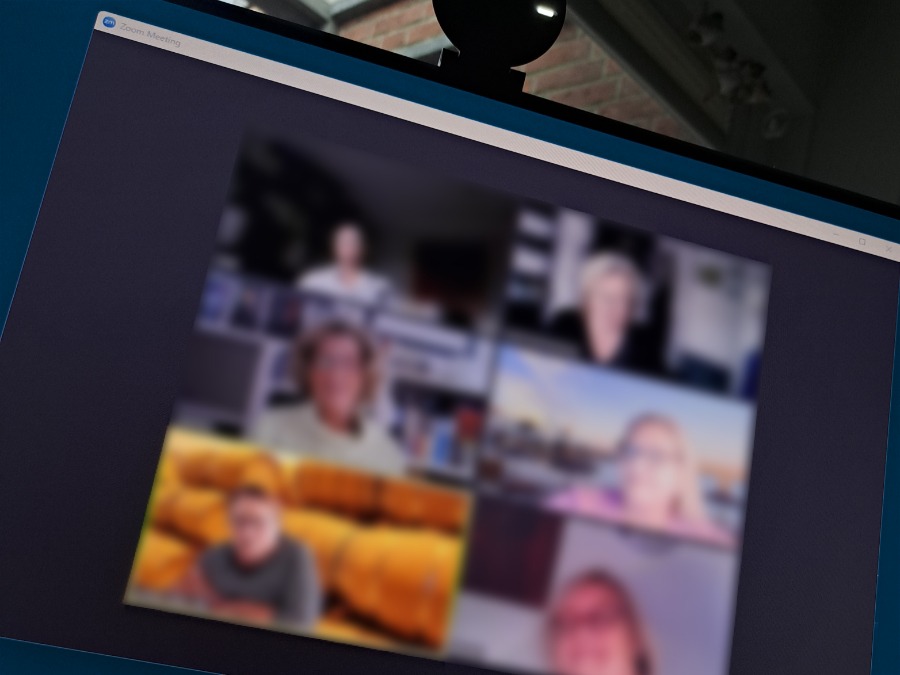 Sechzig mal Zoom um sechs